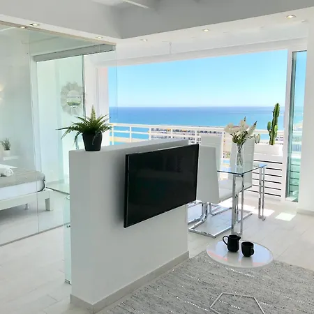 Loft Del Mar - Charming Luxury At La Roca * Торремолинос