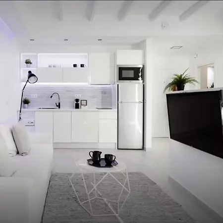Apartment Loft Del Mar - Charming Luxury At La Roca Torremolinos