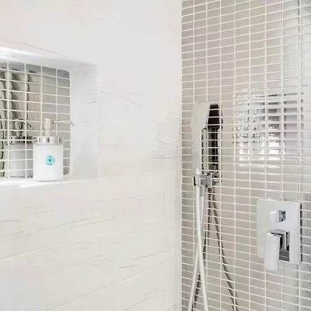 Loft Del Mar - Charming Luxury At La Roca Torremolinos