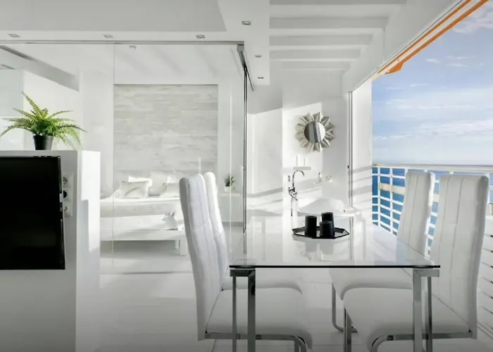 Loft Del Mar - Charming Luxury At La Roca Apartment