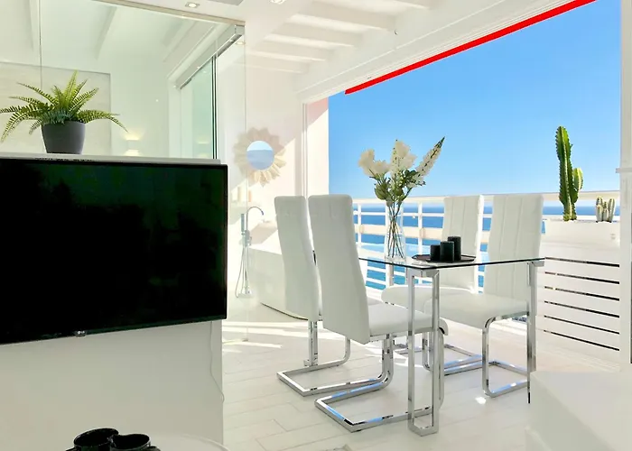 Apartment Loft Del Mar - Charming Luxury At La Roca