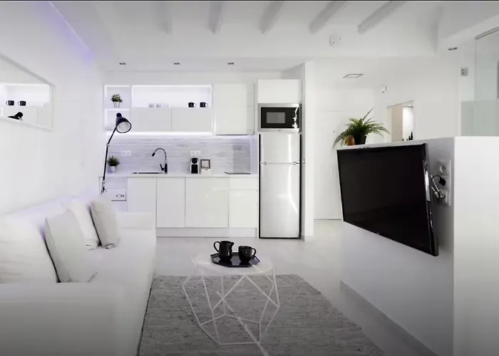 Апартаменты Loft Del Mar - Charming Luxury At La Roca Торремолинос